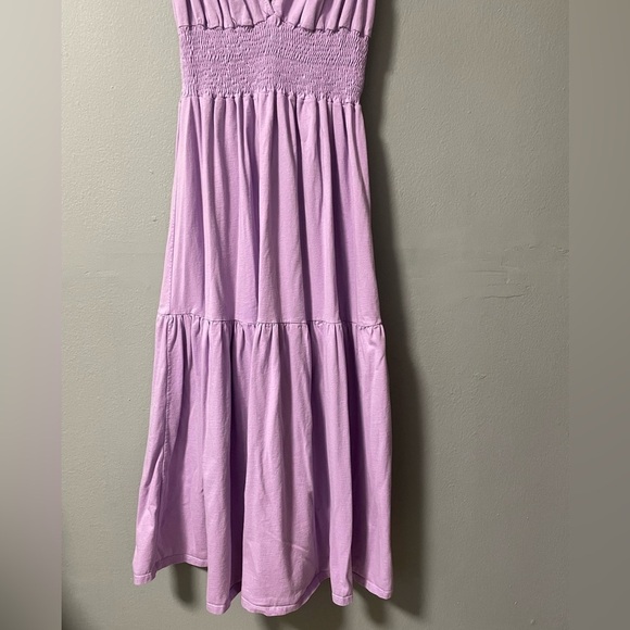 Colcci lilac v-neck smocked waist adjustable midi dress. Size Small - Picture 7 of 12